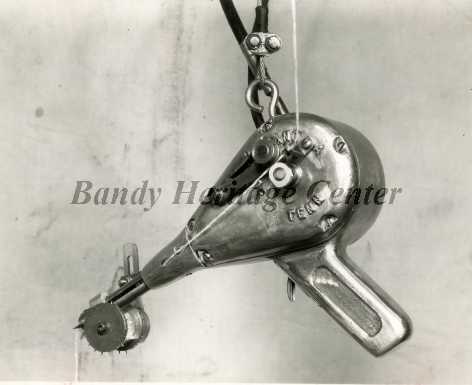 Tenn-Tex hand-held, single-thread, portable tufting machine, 12/12/1952 (2011.002.0294)