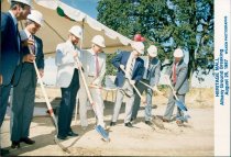 2008.260.chamber.0075