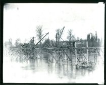 2008.260.industry.034