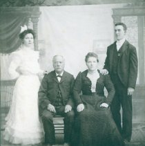 Anna, Henry, Elizabeth, and Henry Rudolph Gutzwiller  family