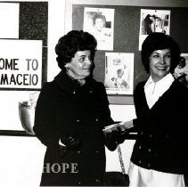 Susan Agnew and Mrs. Spiro T. Agnew