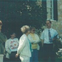 Burt Kaplan from HOPE Center giving tours of Carter Hall.