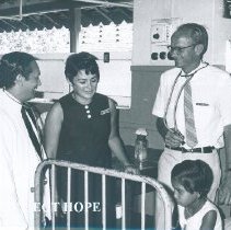 l-r TDH Perera, Ann Arnzen and Clement Hiebert at Colombo General Hosp