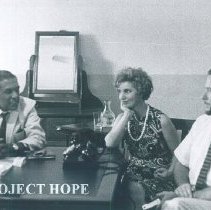 AKM Perera with Dick and Nikki Beare at Colombo General Hospital in Ceylon.