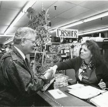 Romer Visits Bowles at Foss