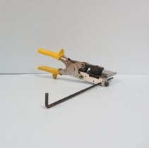 K-Lever Aluminum Venetian Blind Trim tool