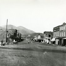 Washington Avenue in Golden