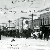 1913 Blizzard - snow on Washington Avenue