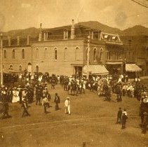 Armistice Day Parade in Golden
