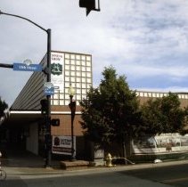 Hesteds Department Store before demolition