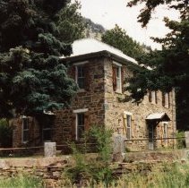 Centennial House, three-quarter view