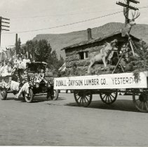 Parade on Washington Avenue