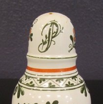 Pepper shaker