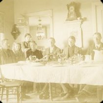 Linder family at Christmas dinner 1902