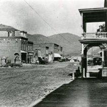 Washington Avenue looking north