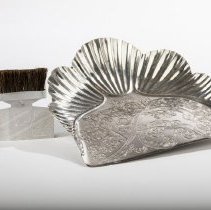 Richard Broad' Jr's crumber brush