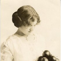 Katie Truelsen as Jefferson County Apple Queen