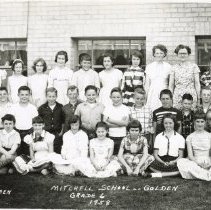 Christy Frost's 6th grade class photo from Mitchell Elementary School