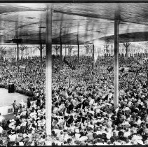 Amelia Earhart in Amphitheater