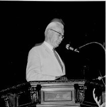 Dr. Herbert Gezork