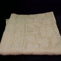 Tablecloths, Doilies, Rug & Washcloths