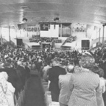 Amphitheater, Sunday Morning