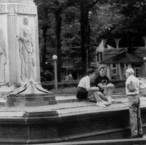 Bestor Fountain