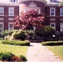 Roblee Memorial Garden