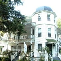 Property Record of 10 Pratt Avenue