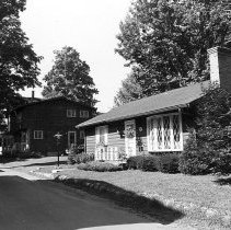 Property Record  of 32 Waugh Avenue