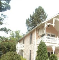 Property Record  of 40 Center Avenue