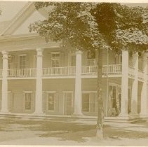 CLSC Administration Building