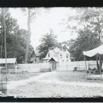 Arts and Crafts Village