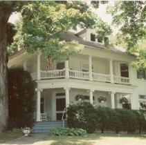 Property Record of 44 South Lake Drive