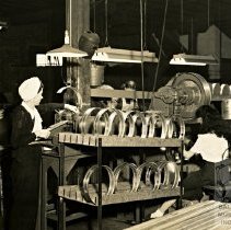 Women at Dixie Manufacturing