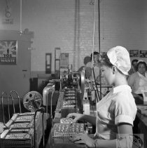 Women at Goetz Candy