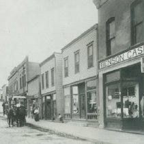 Maple between 61st & Military