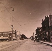 South side Maple 61st to 62nd