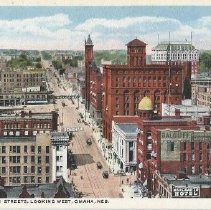 16th and Farnam Streets Looking West