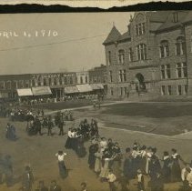 Page Nine of Pickhardt Scrapbook