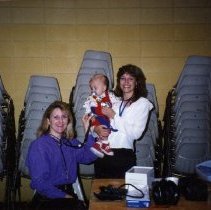 Lori Nyte and Leisa Hiatt with Forrest Hiatt