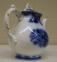 Roseville Teapot