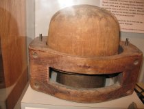 C1999.001.010 Hat Dry Cleaner