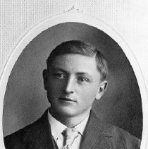 2002.33.22-2 Portrait