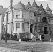 Jewett family and Gardiner, OR