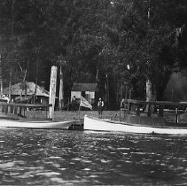 Possible Jewett family camp on Smith or Umpqua River