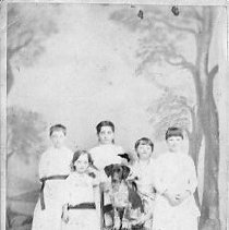 Myrtle, Lily, Marge, Ida, Allice, Pedro