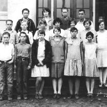 Glendale 8th grade class