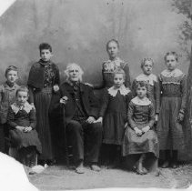 James Dixon and grandchildren