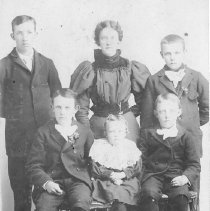 Fred, Annie, Alfred, Frank, Agnes, & Chas. Varrelmann